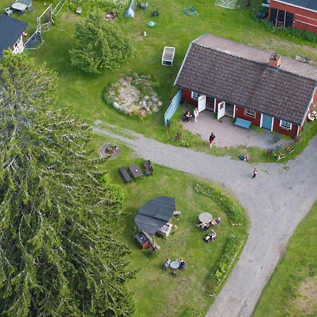 Ekologiska Fru Gran B&B I Tiveden Gardsjo Экстерьер фото
